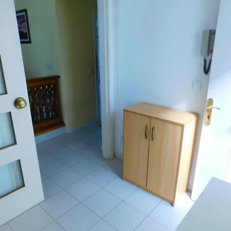 Apartment Gmid Immo A-229 Piso Atico Amina Roses